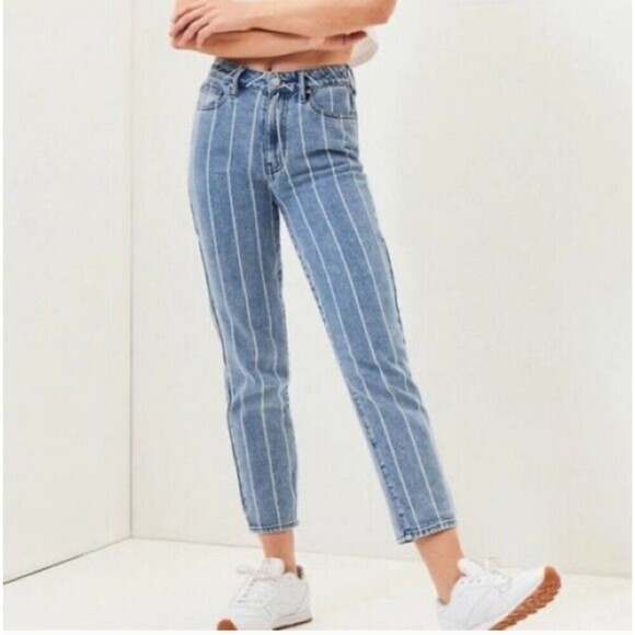 2 for $20  PacSun Striped Mom Jeans High Rise Size 26 - Picture 1 of 10